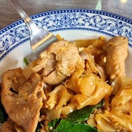 เมนูของร้าน เฮง เฮง ราดหน้ายอดผัก(เซ็นต์หลุยส์3) เซ็นหลุยส์ 3