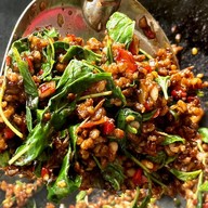 ลิ้นกะเพรา สาขาระยอง