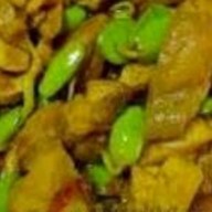 ข้าวแกง ซาลาเปา ครัวชาวใต้ หน้าหมู่บ้านสารินซิตี้