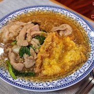เมนูของร้าน เฮง เฮง ราดหน้ายอดผัก(เซ็นต์หลุยส์3) เซ็นหลุยส์ 3