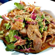 ส้มตำป้าประดับ สาขา2 เพอร์เฟคพาร์ค สุวรรณภูมิ ซอยร่มเกล้า 6/1 มีนบุรี