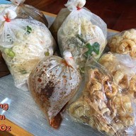 เมนูของร้าน ล้านเตี๋ยวเรือ 3ปอ ธนบุรี