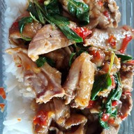 ป้าอุ่ม ก๋วยเตี๋ยวเป็ด กระเพาเป็ดพะโล้