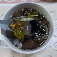 เมนูของร้าน โบ๊กเกี้ย ข้างโรงเรียนวัดบวร