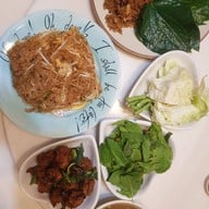 เมนูของร้าน เจ๊น้อยกระโทก เมืองเอก