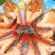 บอบีกุ้งเผาตัวเป็นๆ