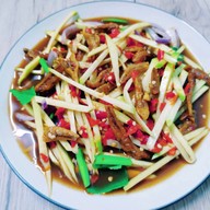 ยำแอบแซ่บ by เจ้ดำ สาขา5