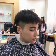 ร้านตัดผมนอกสถานที่ TWOBOX HAIRSTUDIO Delivery  ตลาดนกฮูก