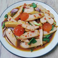 ยำแอบแซ่บ by เจ้ดำ สาขา5