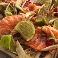 หมูกรอบ ท่าข้าม ข้าวไข่เจียวทรงเครืี่อง