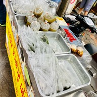 โอจินน้ำเต้าหู้ตลาดเก่าลานโพธิ์ สาขาที่1