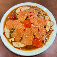 ยำแอบแซ่บ by เจ้ดำ สาขา5