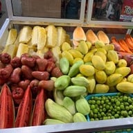 กะเสาะผลไม้สดประชาชื่น