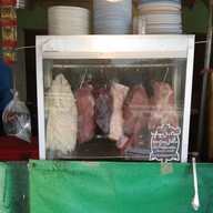 กุ๊กลาบอุบล จิ้มจุ่ม