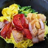 เมนูของร้าน หมูกรอบซอย 5