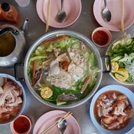 หอมหวล หมูกระทะ