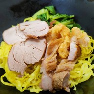 เมนูของร้าน หมูกรอบซอย 5