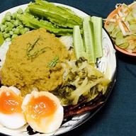 ขนมจีนน้ำยาใต้ (ข้าวแกงใต้) แม่ติ๋ม นครศรีฯ