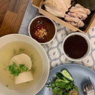 เมนูของร้าน Samlor เจริญกรุง
