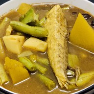 ขนมจีนน้ำยาใต้ (ข้าวแกงใต้) แม่ติ๋ม นครศรีฯ