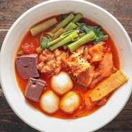 ก๋วยเตี๊ยวเจ๊หมวย (เจ้าเก่า หลังกิมหยง)