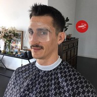 ร้านตัดผมนอกสถานที่ TWOBOX HAIRSTUDIO Delivery  ตลาดนกฮูก