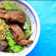 ก๋วยเตี๋ยวเป็ดเก๋ากึ๊ก