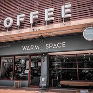 WARMSPACE COFFEE ROASTERS ระหว่างซอยพัฒนาการ64-66