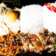 Buttercup Cafe (บัตเตอร์คัพ คาเฟ่)