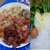 ร้านลาบยโส หน้าตลาดฐานเพรช