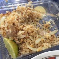 กระเพราพริกแห้ง พฤกษา 20