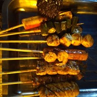 พิซซ่าทอด หม่าล่าป๊ะล่ะ เผ็ดชาซ่าลิ้น กะเพราขุนหลวง ข้าวหมูทอด กินแล้วหยุดไม่ได้ พระราม 2 วัดกก พระราม 2 ซอย 44 เเยก 3 หน้าโรงเรียนวัดกก
