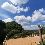 วัดถ้ำมังกรทอง