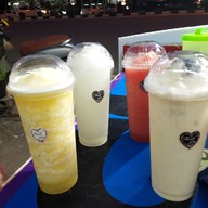 หรรษาน้ำผลไม้ปั่นเพื่อสุขภาพ