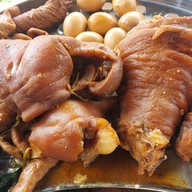 หมู่เฮาเด้อ