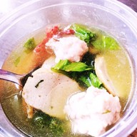 หมี่กระเด้าเขย่าก่อนกิน