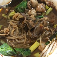 ก๋วยเตี๋ยวเรือ Soi4.