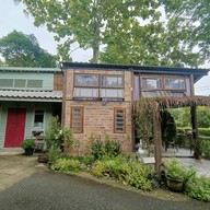 บรรยากาศ Ozark By Food4 Thought