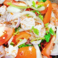 แซ่บสะดุ้งลิ้น