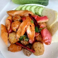 ลูกชิ้นทอดน้ำจิ้มโครตแซ่บ2 By บังนี🥳