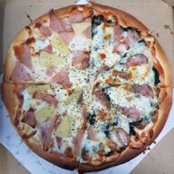 เมนูของร้าน Sunshine Pizza 😋 very delicious with the best cheese สุขสวัสดิ์