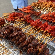 ไก่ย่าง ปากซอยน้องแดง