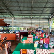 บรรยากาศ ขนมจีนป้าป้อง