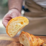 NINE PASTRY (Croissaint Sourdough Cake) อโศก