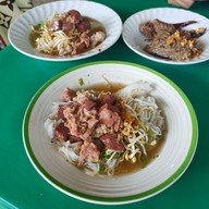 เมนูของร้าน ขนมจีนป้าป้อง