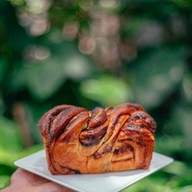 NINE PASTRY (Croissaint Sourdough Cake) อโศก