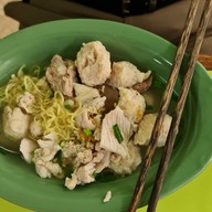 เมนูของร้าน ก๋วยเตี๋ยวเจ๊เช็ง