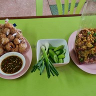 เมนูของร้าน ก๋วยเตี๋ยวเจ๊เช็ง