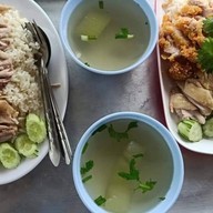 ข้าวมันไก่ นายเฮง สาขา2