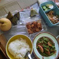 เมนูของร้าน แล้วแต่เผานั่งเล่น